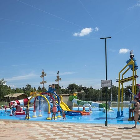 Happy Camp Mobile Homes In Centro Vacanze Bi Village Фажана Экстерьер фото